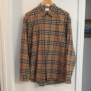 Burberry Men's Chalcroft shirt